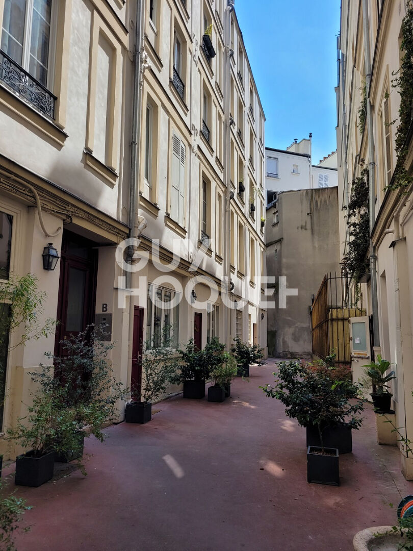 3 Pièces 48 m² rénové en RDC - Rue Victor Massé 75009