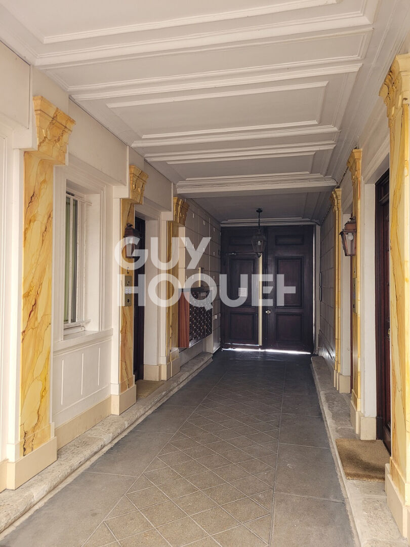 3 Pièces 48 m² rénové en RDC - Rue Victor Massé 75009