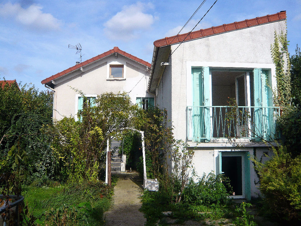 BONDY SUD-LIMITE LES PAVILLONS SOUS BOIS