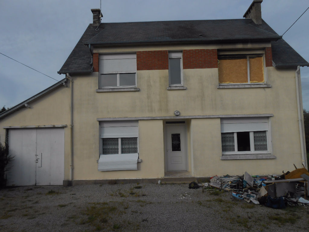 Maison ST SYMPHORIEN LE VALOIS 5 pièce(s) 120 m2