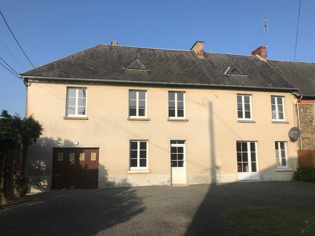 Maison 4 pièces principales LE MESNILBUS 108.98 m2
