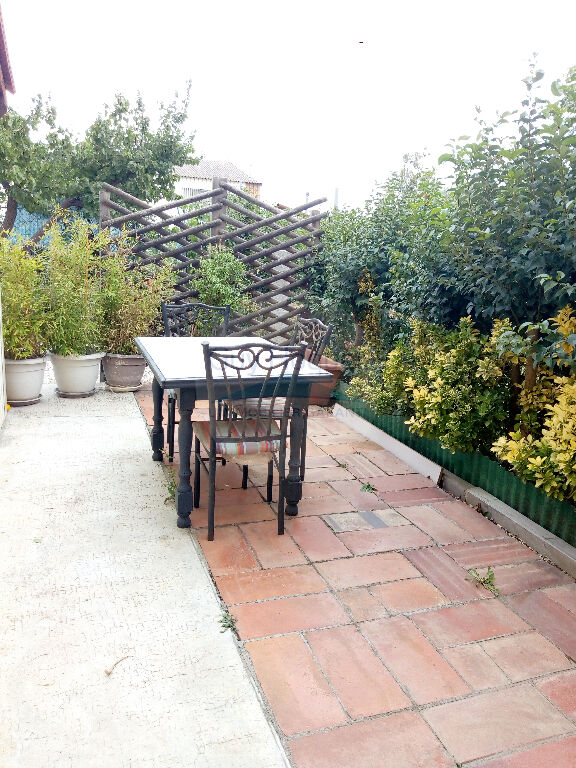Location : appartement F2 à SAINT ESTEVE