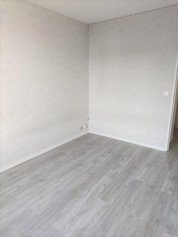Location appartement 2 pièces Poissy Ref. 591