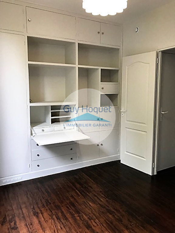 Studio  de 19.5 m² - Poissy  Centre