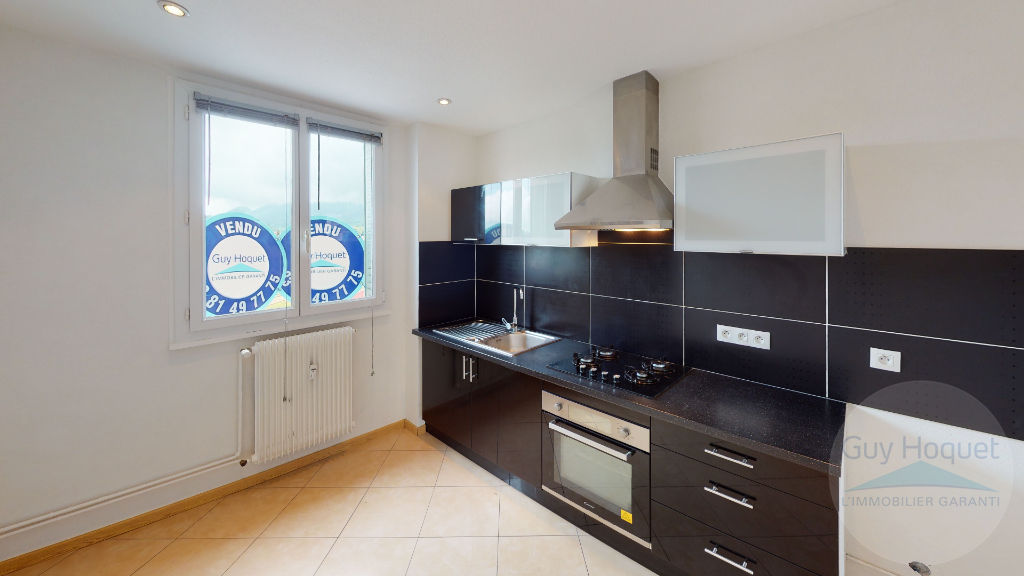 APPARTEMENT F5 A PONTARLIER