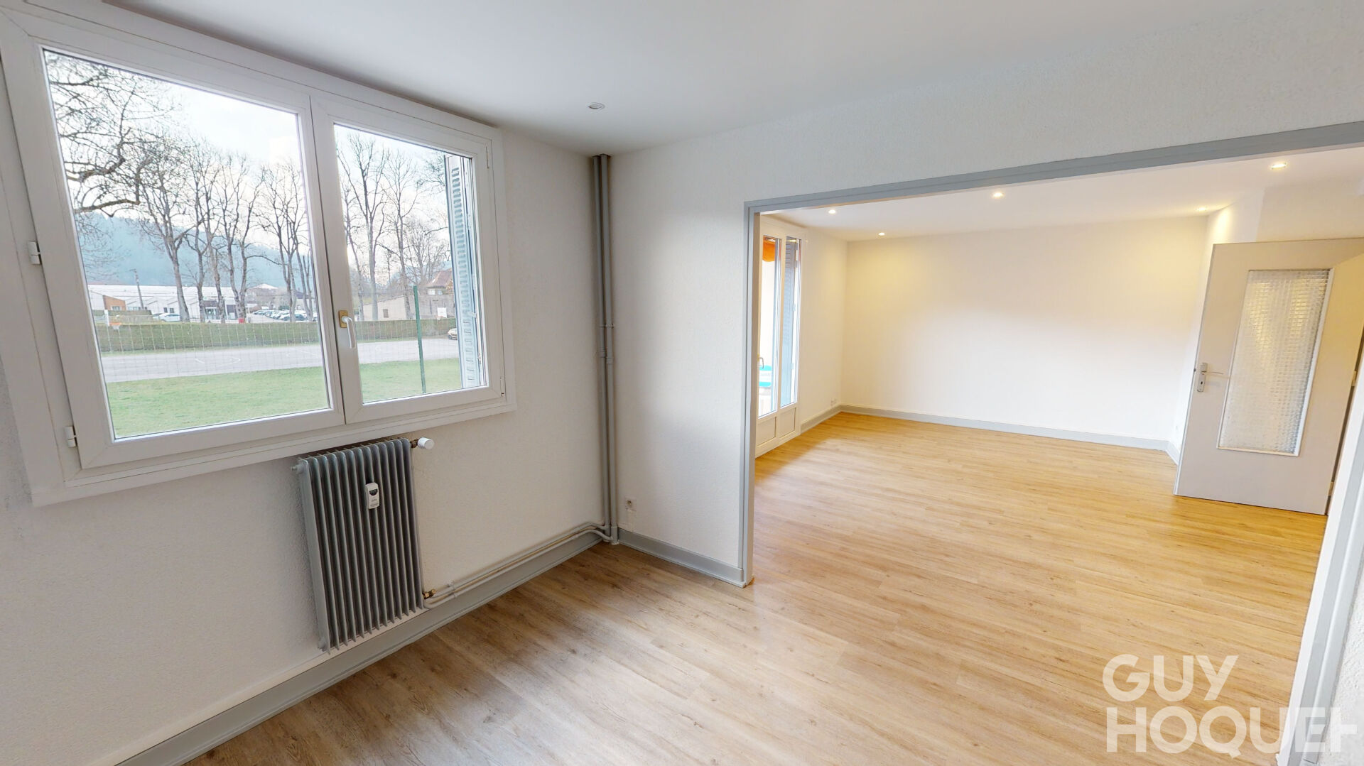 Vente : appartement 3 CHAMBRES à PONTARLIER AVEC BALCON ET GARAGE
