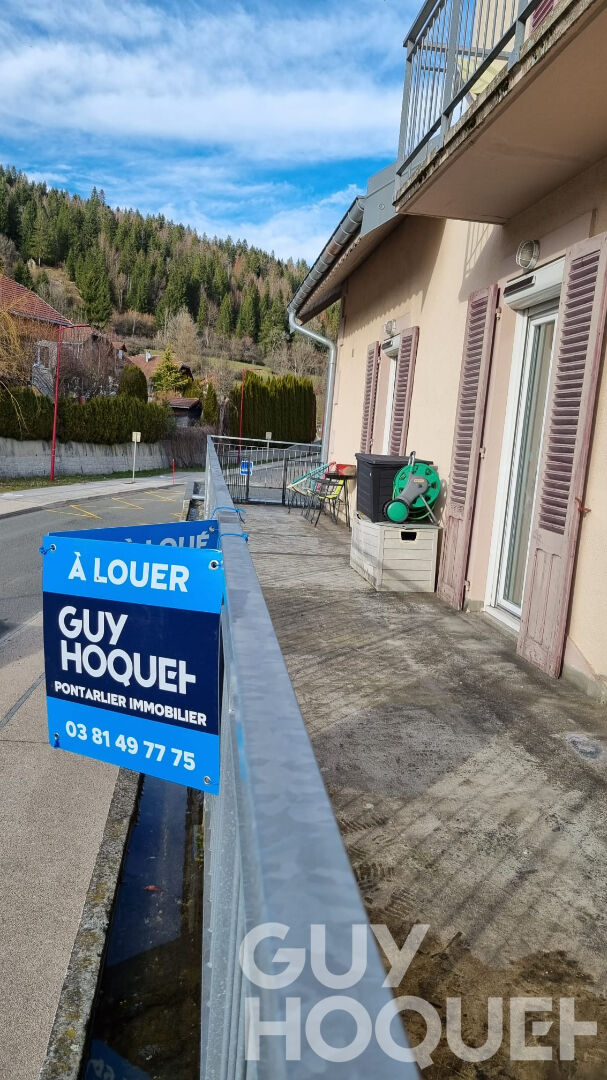 OYE ET PALLET : appartement F3 EN LOCATION AVEC TERRASSE
