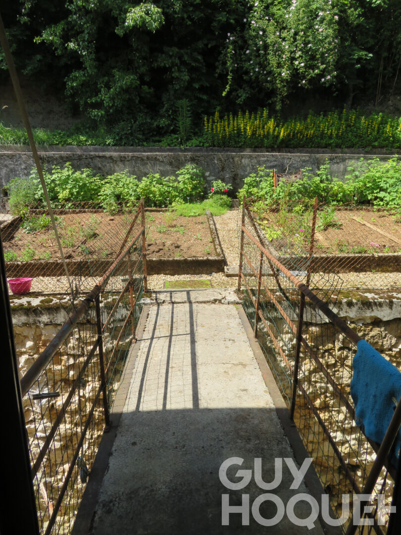 A VENDRE IMMEUBLE PONTARLIER