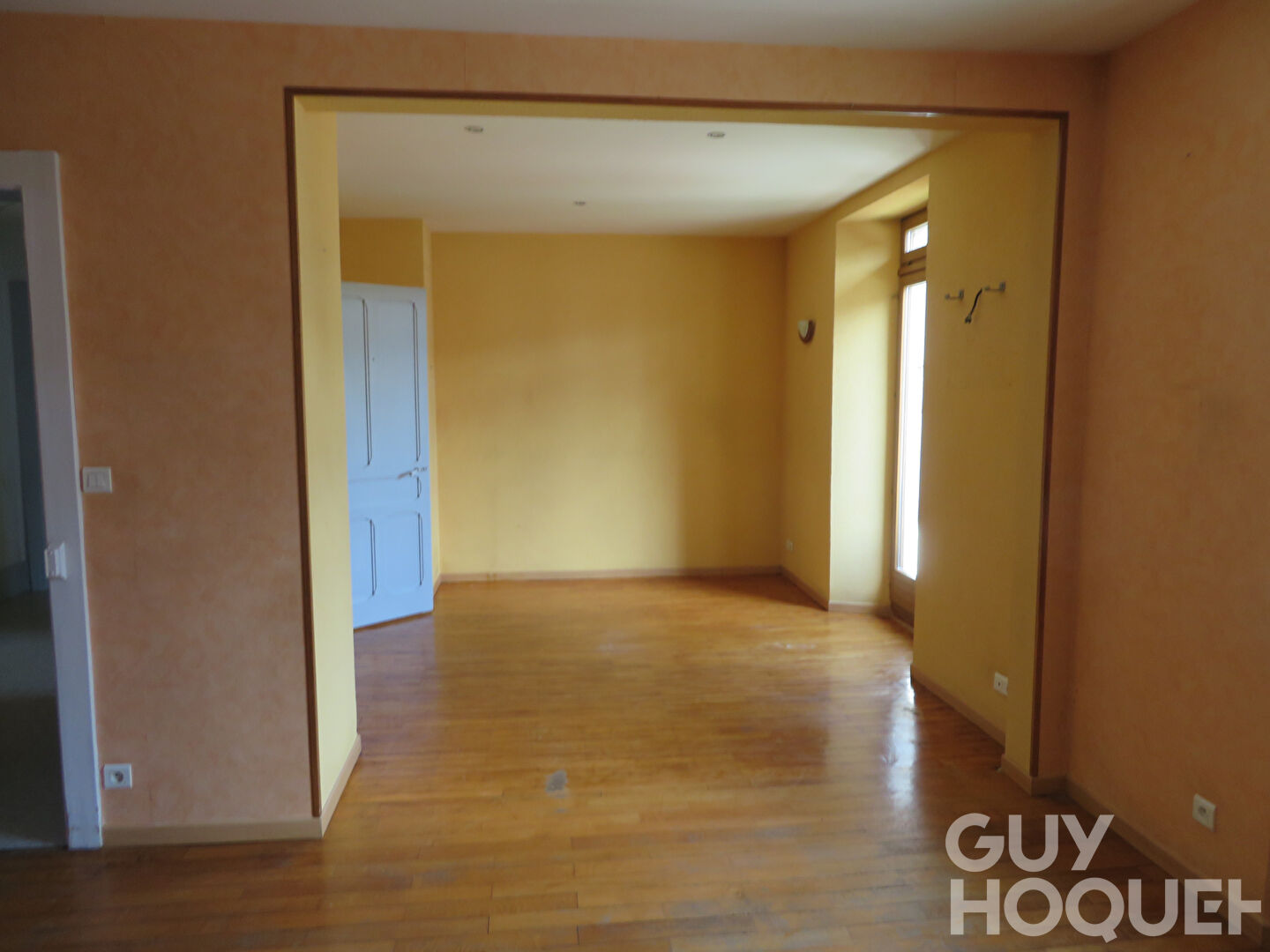 A VENDRE IMMEUBLE PONTARLIER