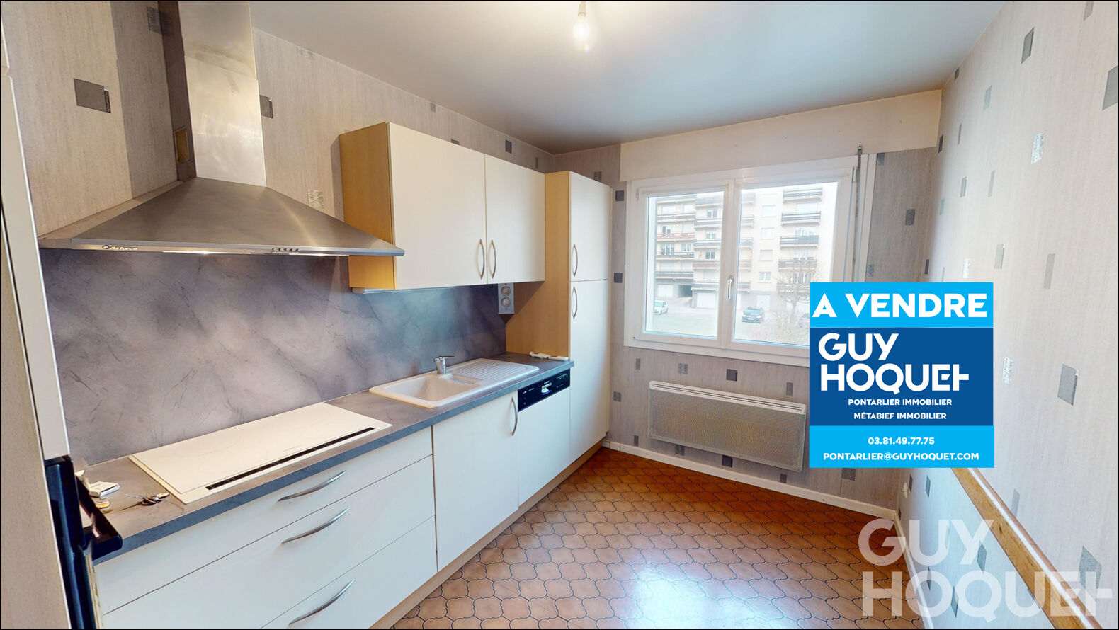 APPARTEMENT MORTEAU 3 PIECES 2 CHAMBRES, GARAGE ET BALCON