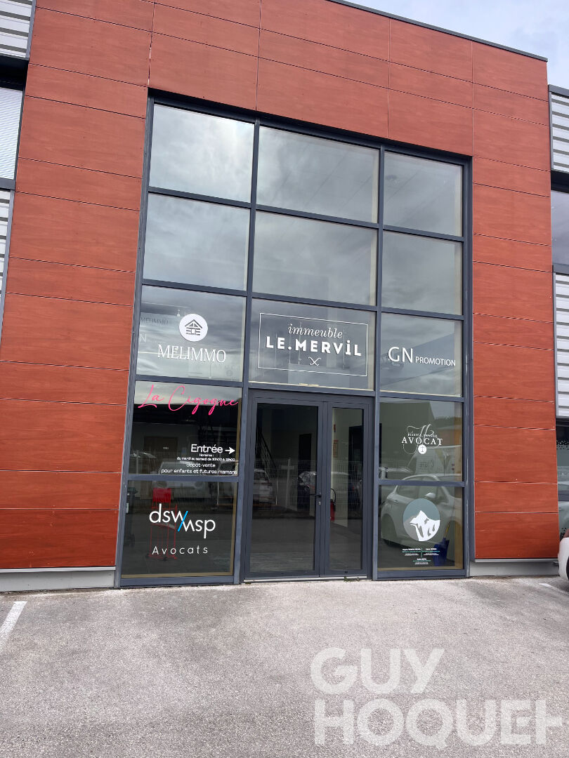 A LOUER Local commercial à Pontarlier de 140 m2