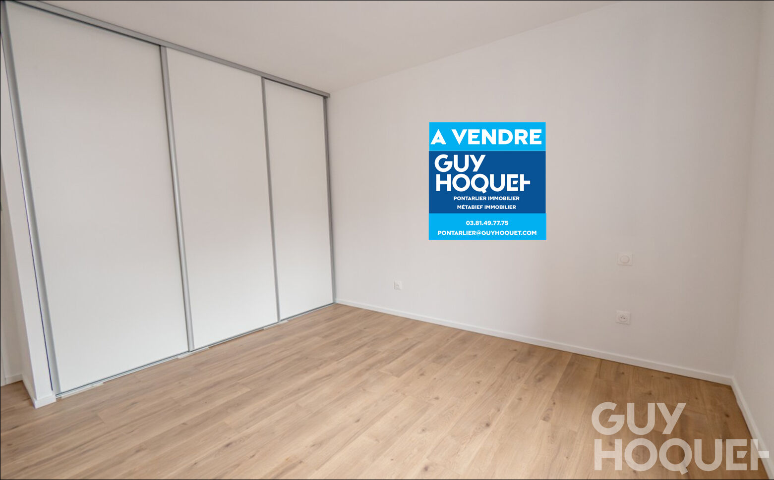 APPARTEMENT 3 CHAMBRES AVEC TERRASSE ET PARKING