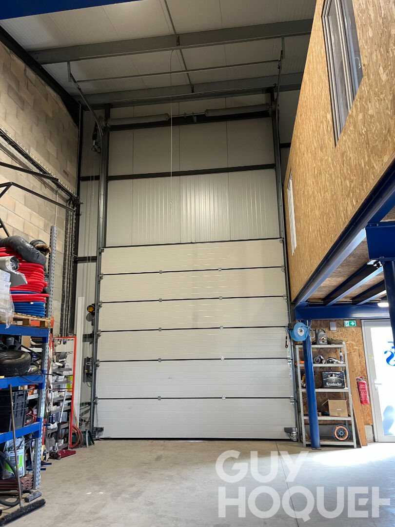 A VENDRE LOCAL D'ACTIVITE