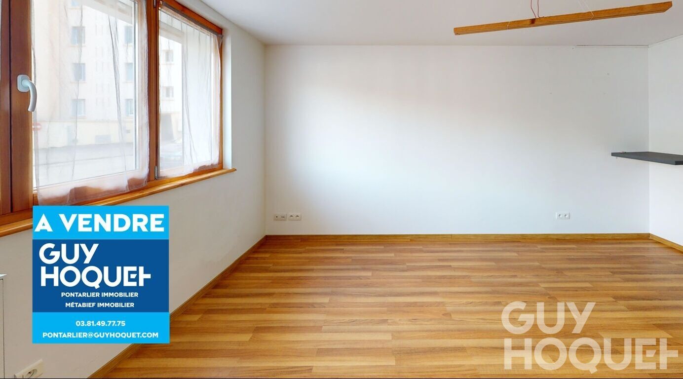 A VENDRE APPARTEMENT REZ DE CHAUSSEE AVEC PARKING