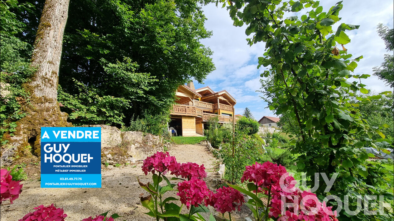 SOMPTUEUX CHALET FINN-EST GRAND TERRAIN