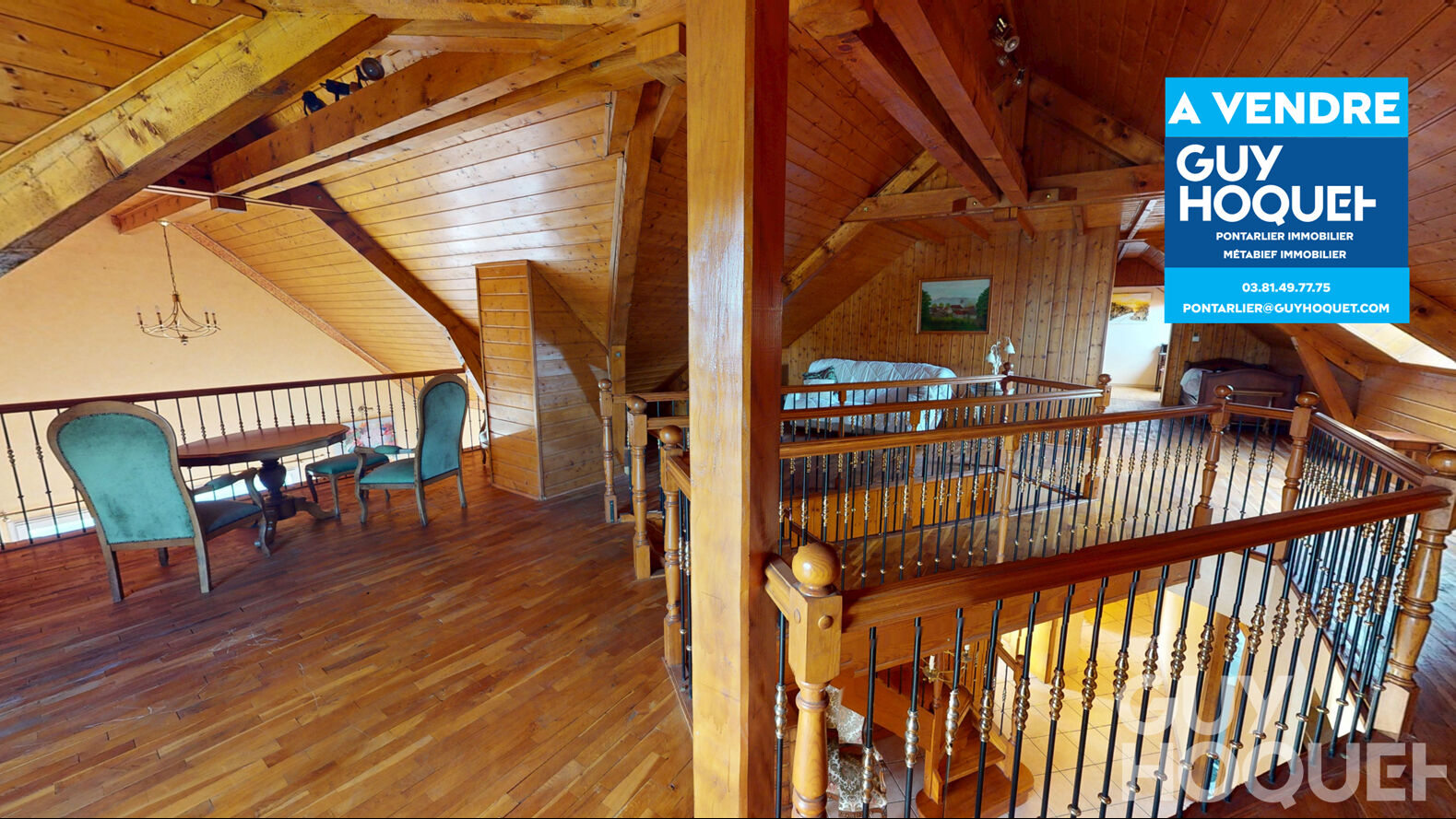 A VENDRE MAISON TERRAIN PISCINE 2 GARAGES