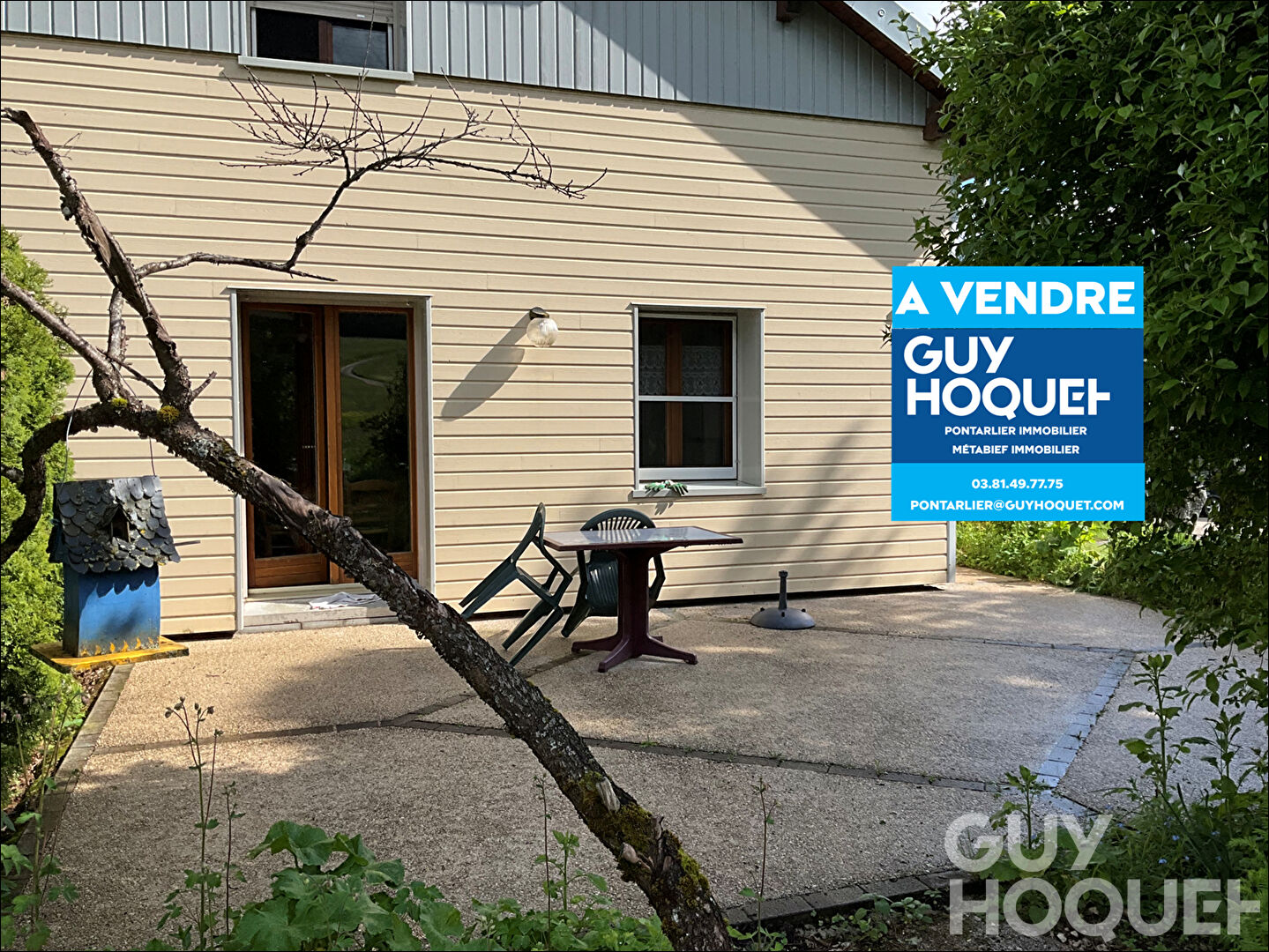 APPARTEMENT AVEC TERRASSE ET GARAGE