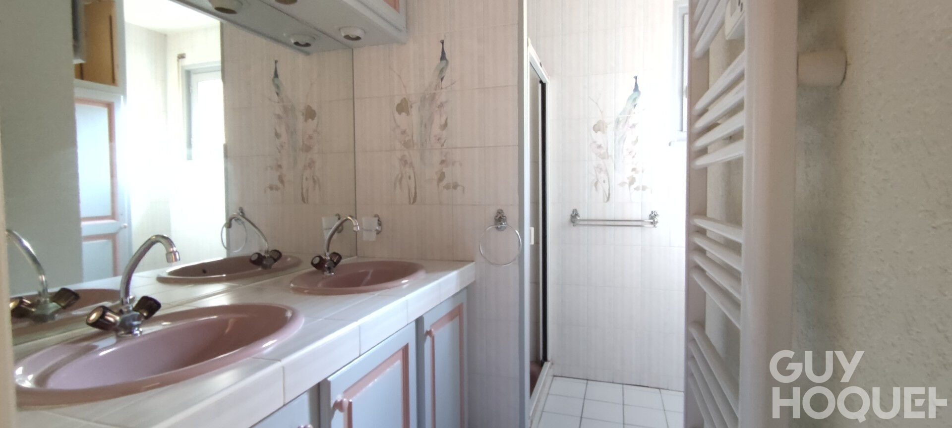 A VENDRE LES HOPITAUX APPARTEMENT RDC AVEC TERRASSE