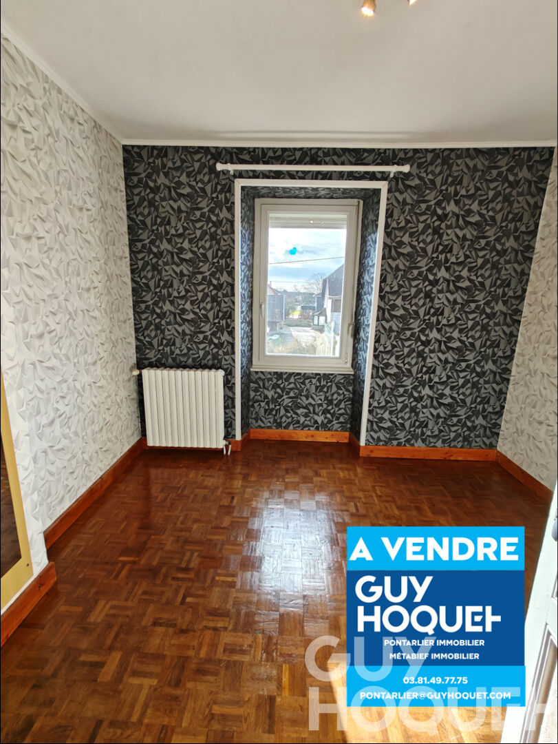 LEVIER MAISON AVEC TERRAIN ET PISCINE