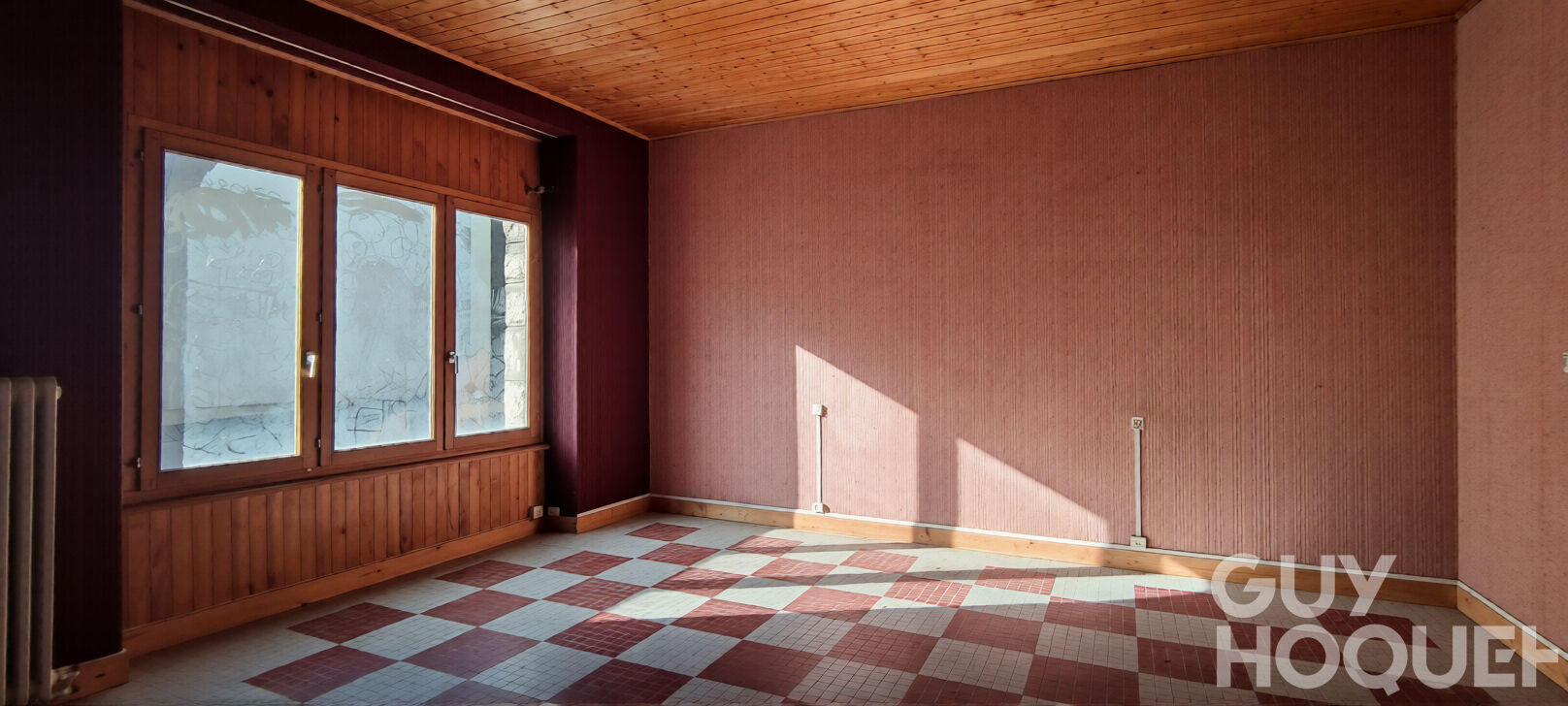 Maison  de 300m² à Rénover - JOUGNE