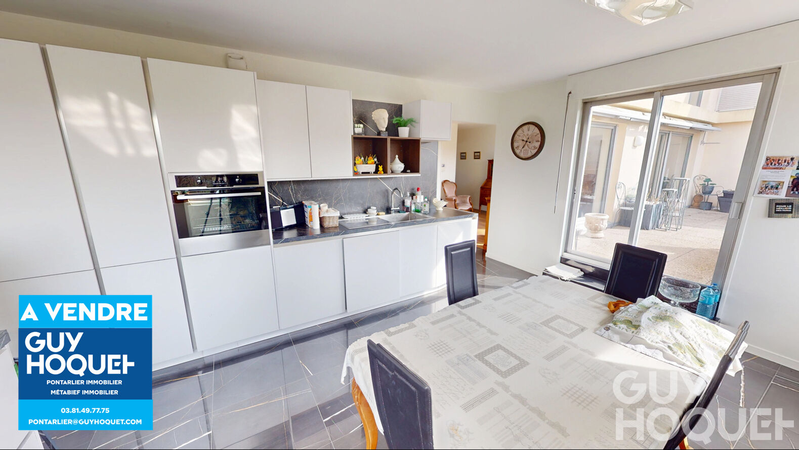 PONTARLIER APPARTEMENT  210 m² TERRASSE GARAGE