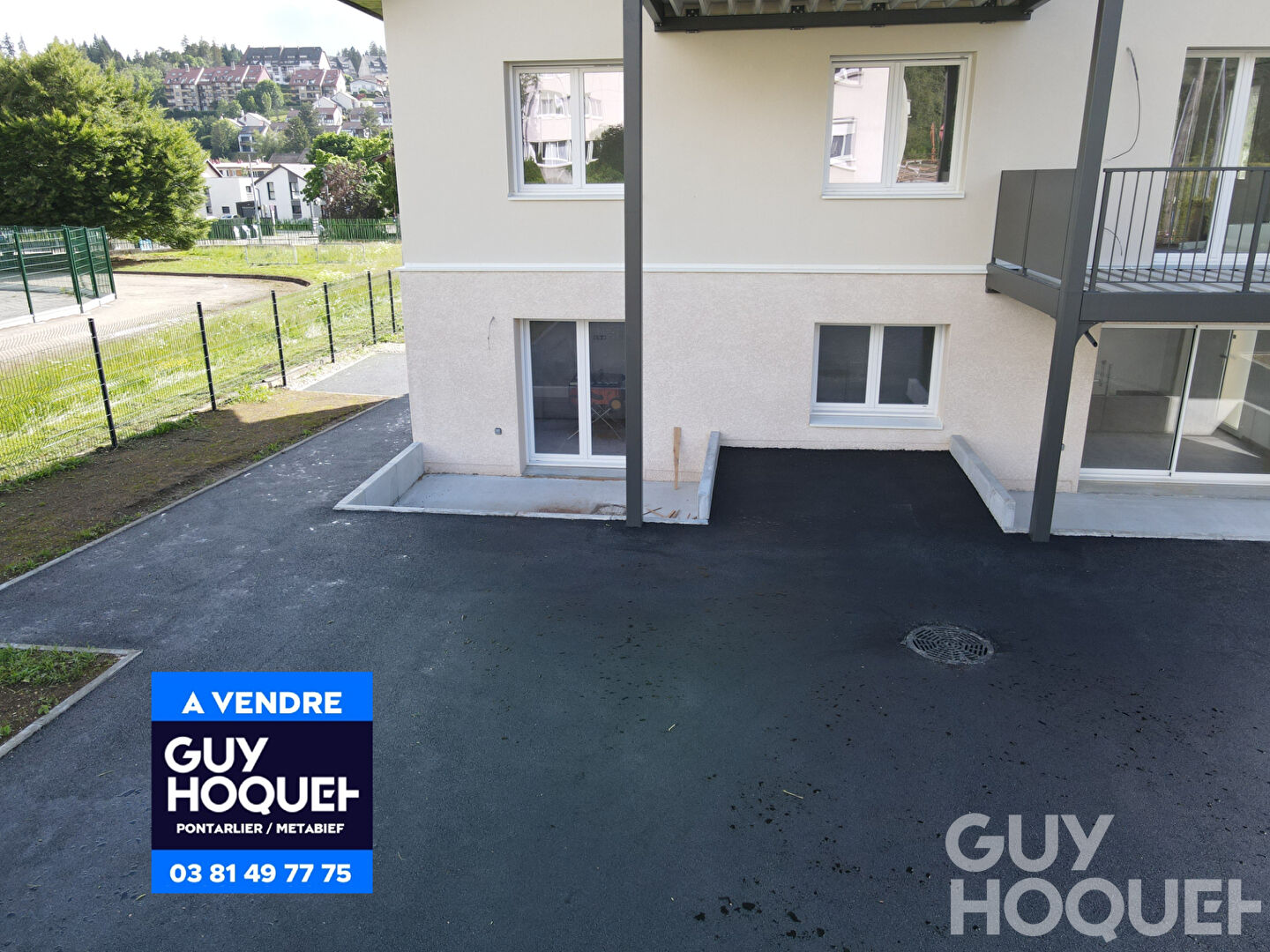 APPARTEMENT T2 RDC AVEC PARKING ET TERRASSE