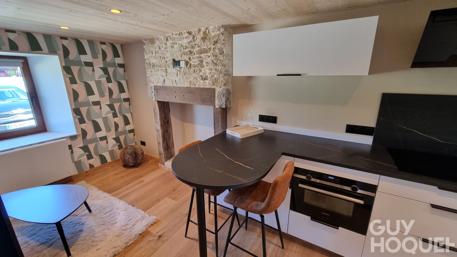 A LOUER STUDIO RENOVE VERRIERES DE JOUX