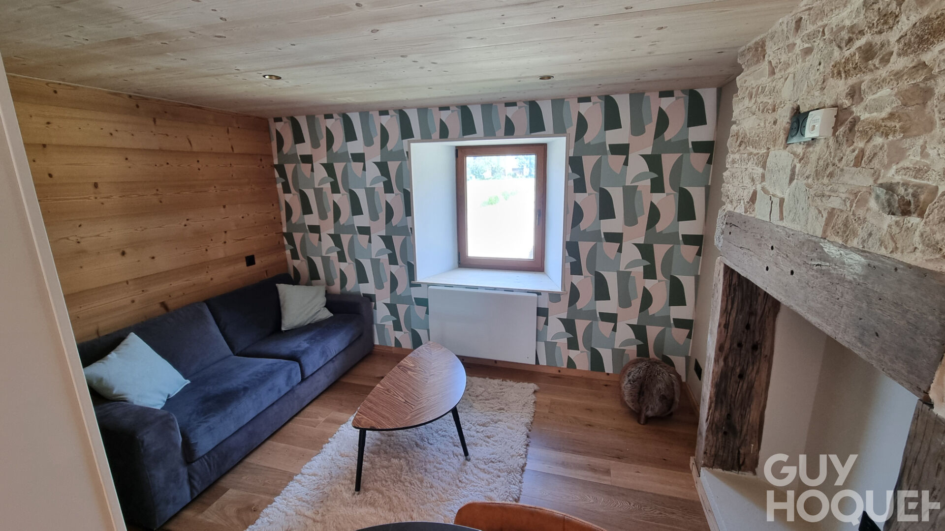 A LOUER STUDIO RENOVE VERRIERES DE JOUX