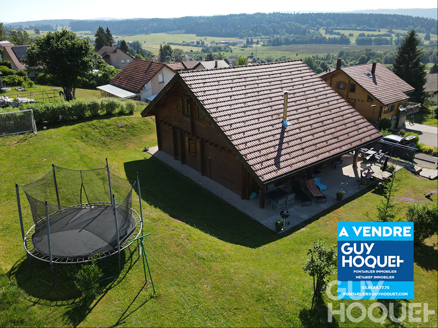 CHALET 6 PIECES AVEC TERRAIN ET GARAGES
