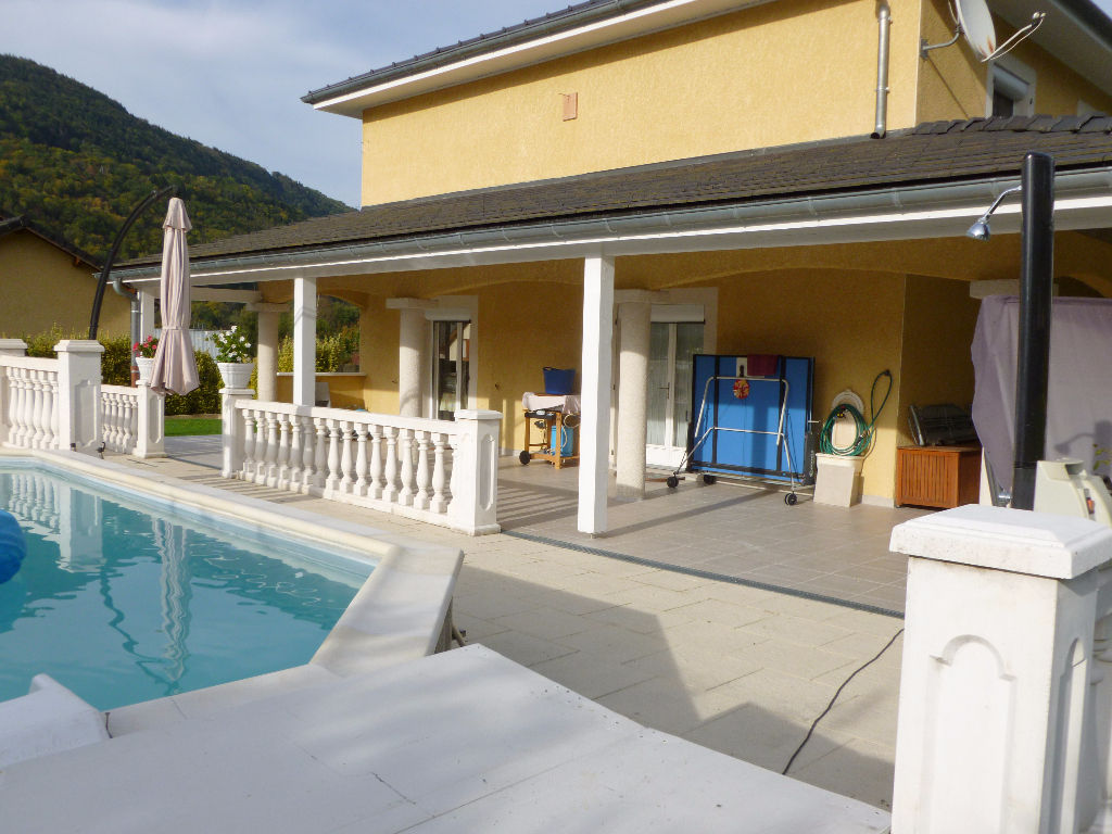 MAISON D'EXCEPTION A DETRIER