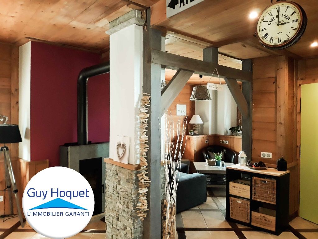 À vendre à BOURGNEUF (73390), maison 5 pièces d'environ 114 m².