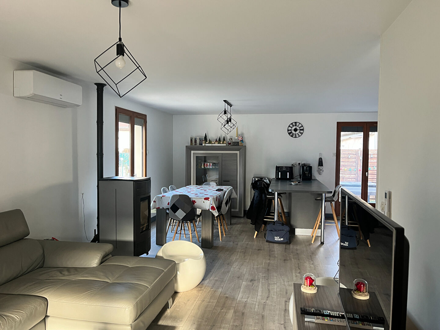 Maison plain pied à vendre à Pontcharra - 4 pièces, 3 chambres, jardin