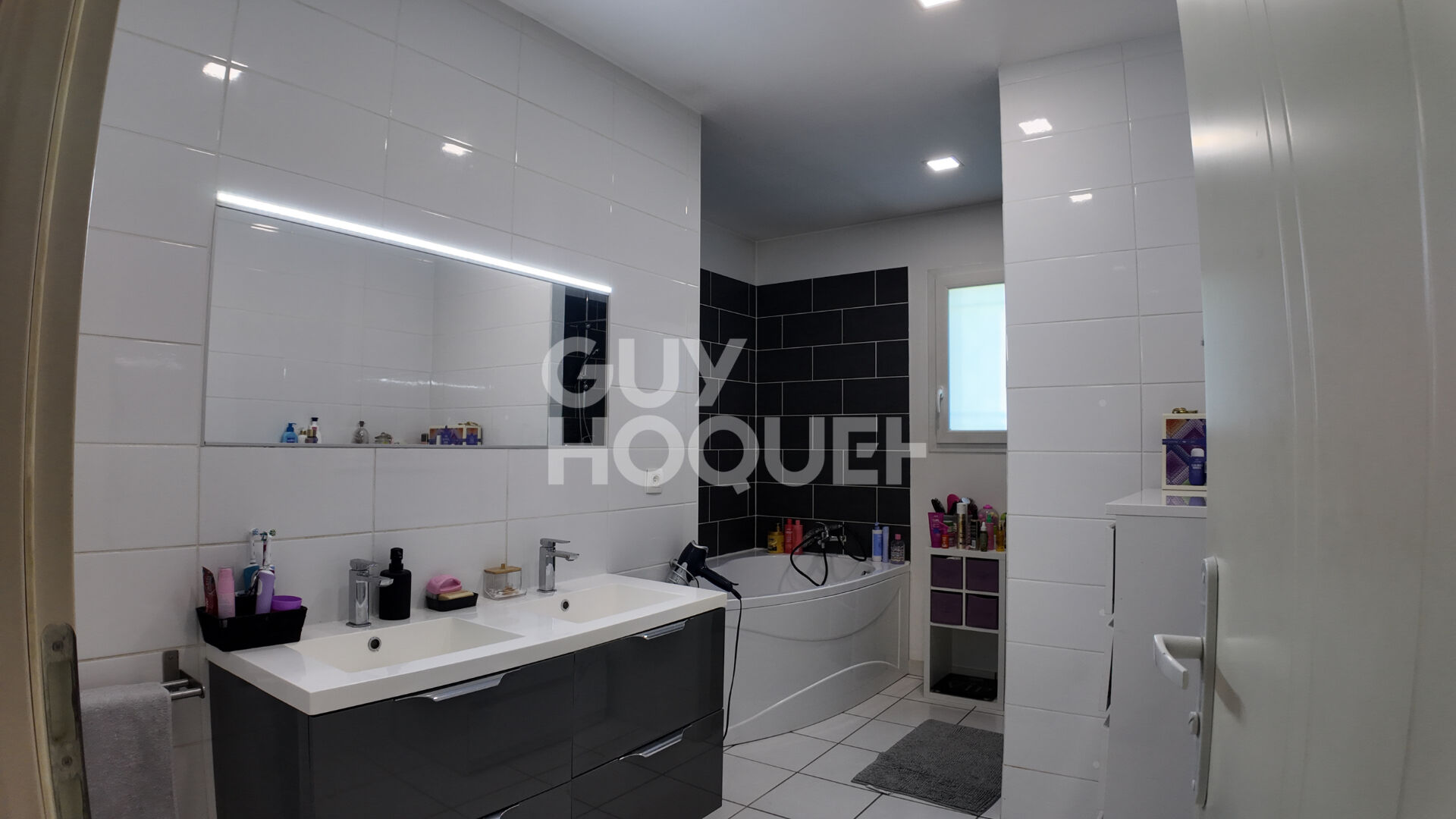 Maison Moderne 138m2 à La Table