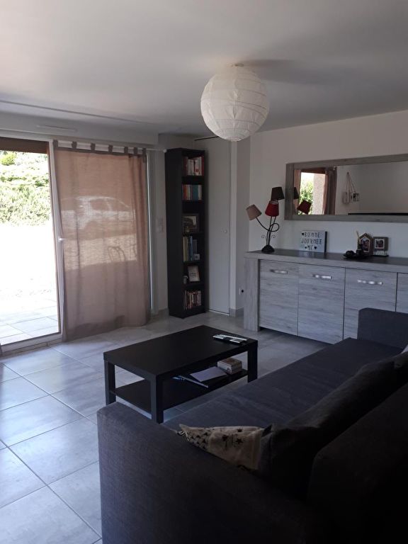 Appartement Saint Maximin  (38530)  T3 de  70.65 m2