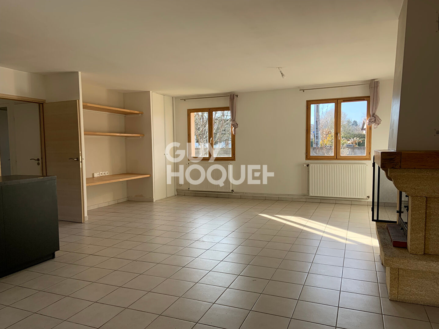 Charmante Maison à Vendre à Pontcharra - 299 000 