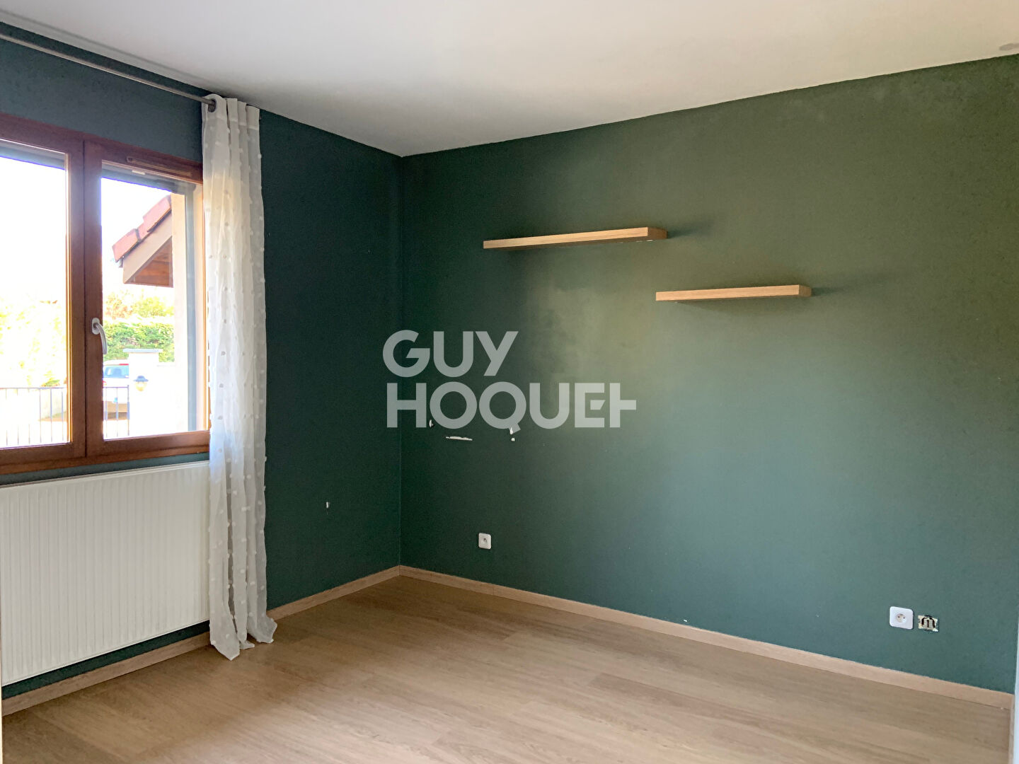 Charmante Maison à Vendre à Pontcharra - 299 000 