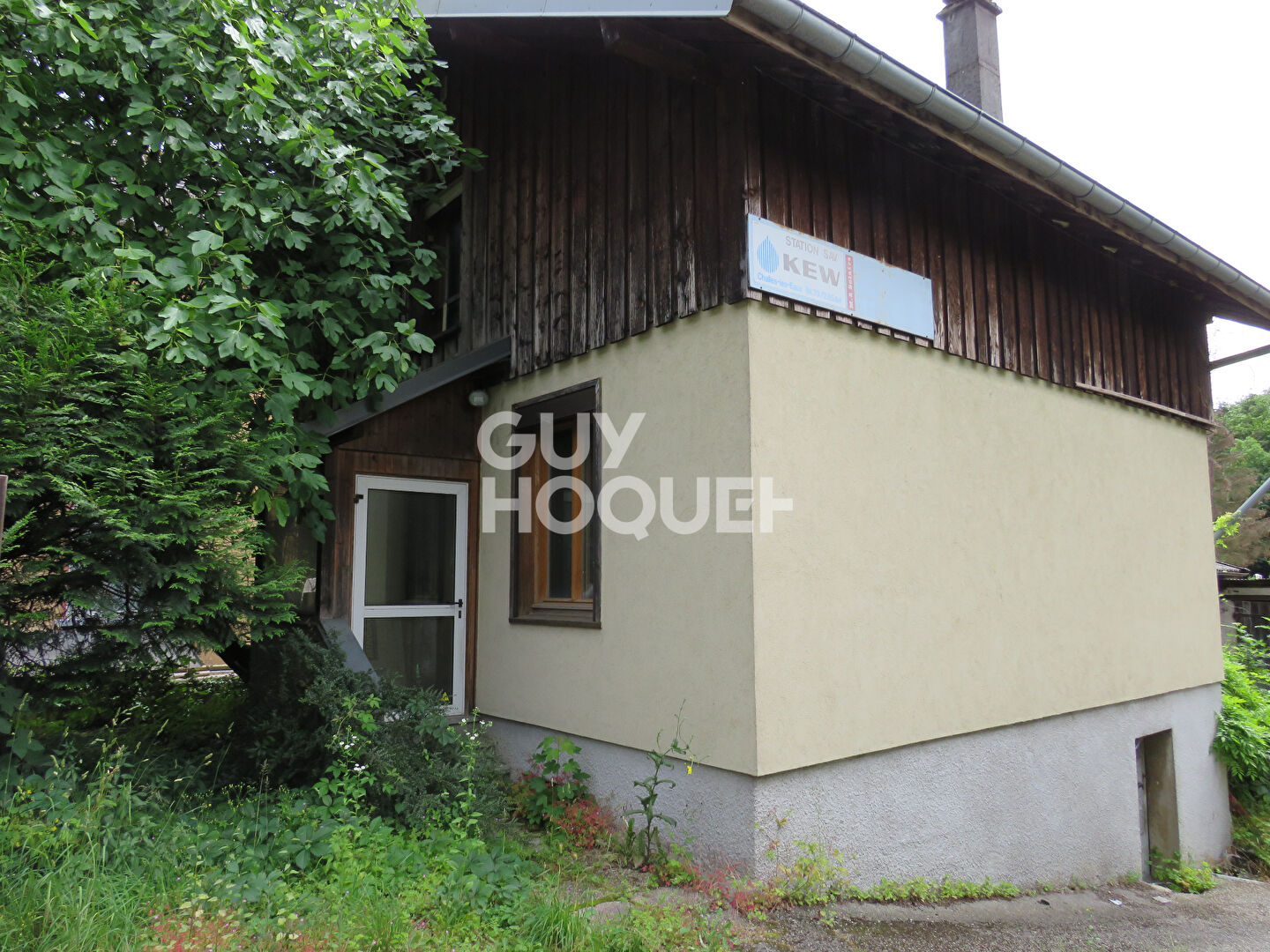 EMPLACEMENT PRIVILEGIE