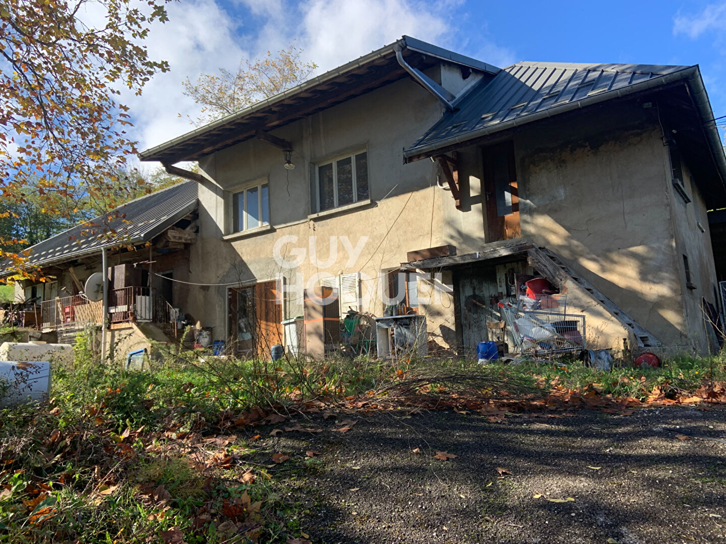 Maison 89m² + grange 50m² + hangear 114m²