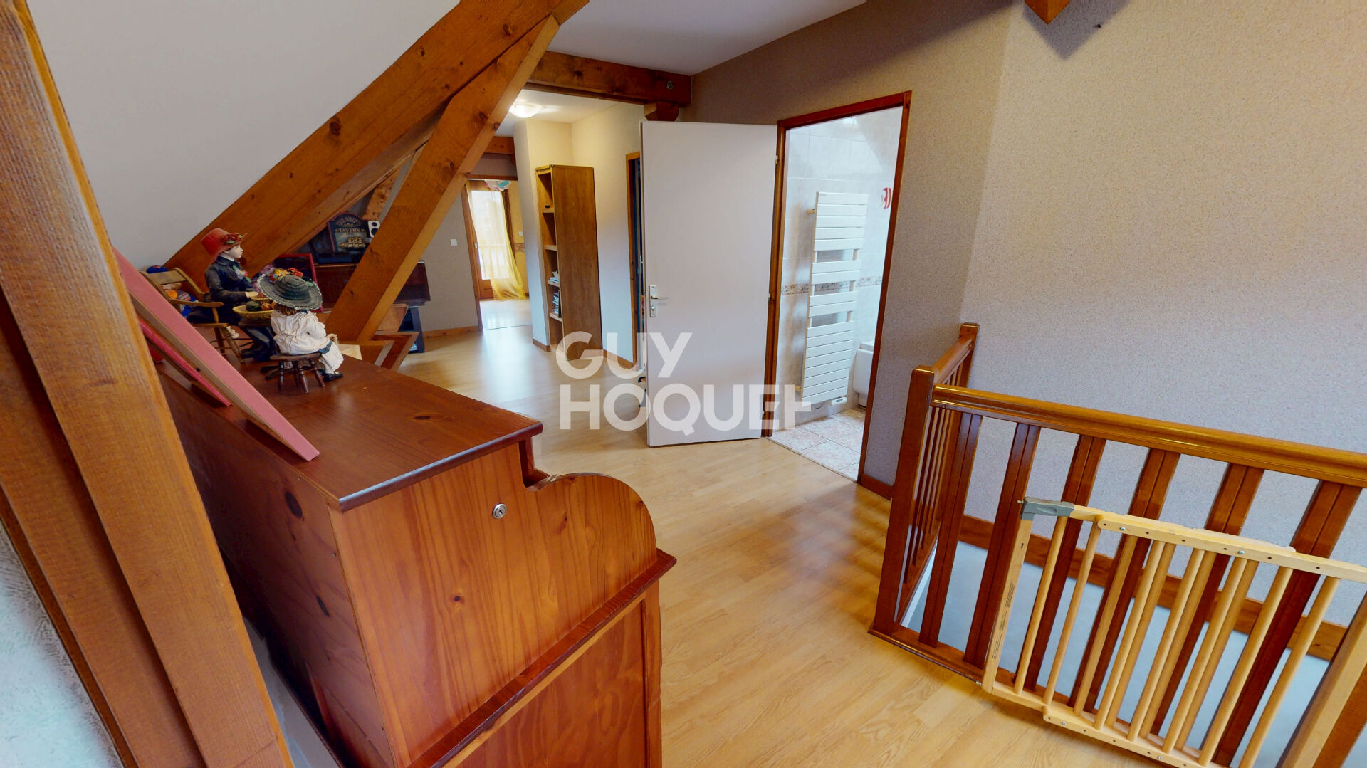 Maison spacieuse à vendre à Villaroux - 4 chambres et grand terrain !