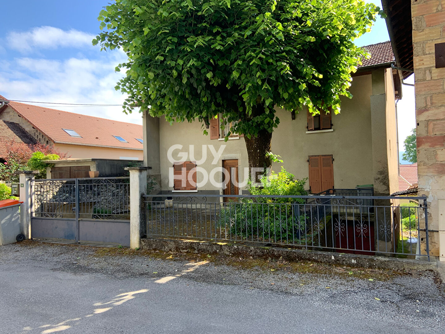 Maison à vendre à Chapareillan avec beau potentiel- Référence 3952