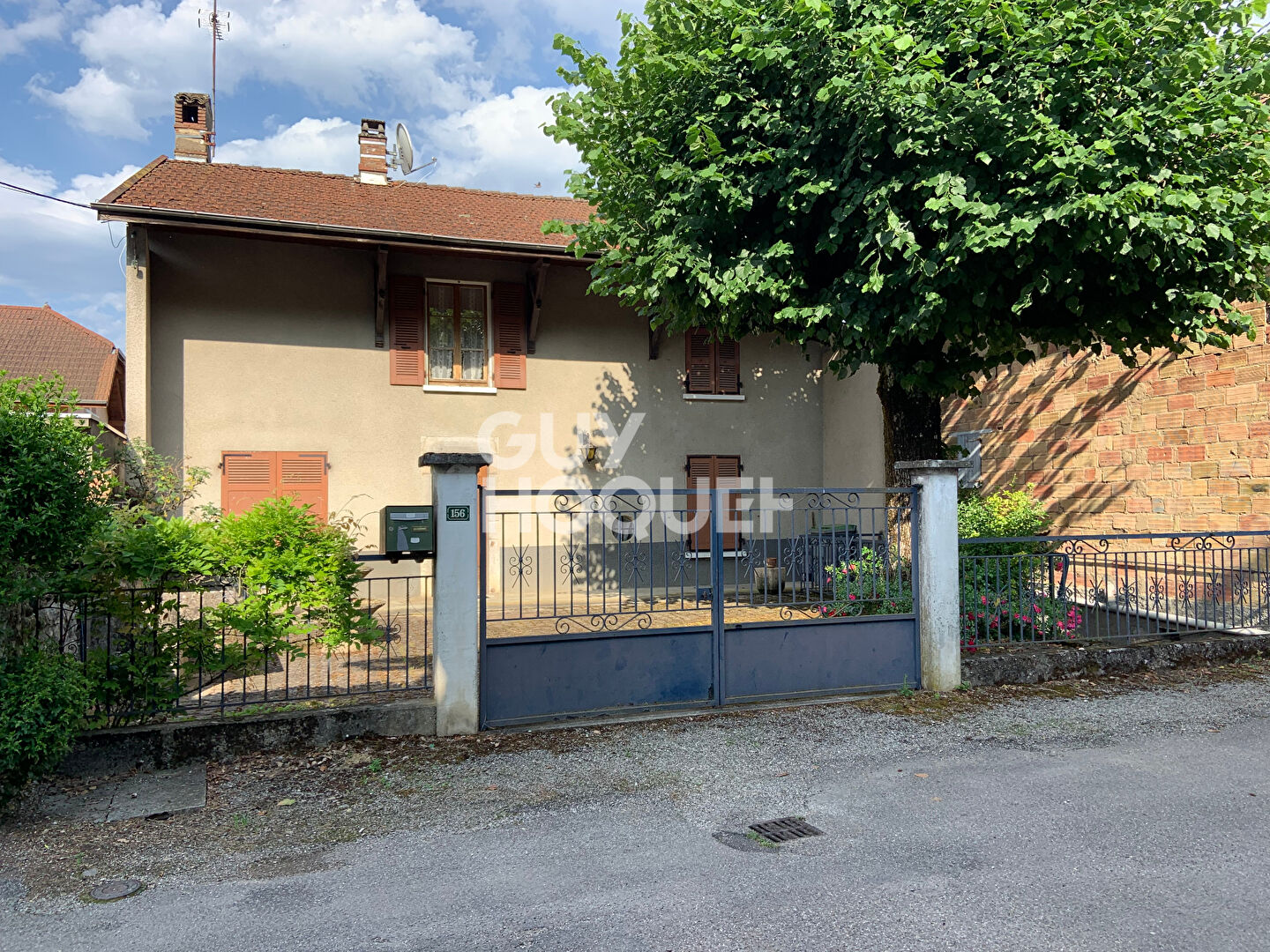 Maison à vendre à Chapareillan avec beau potentiel- Référence 3952