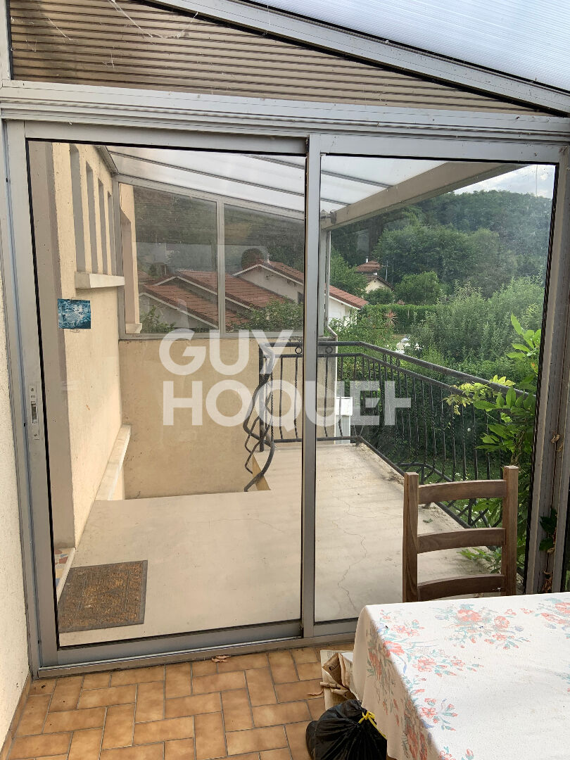 Maison sur sous-sol complet