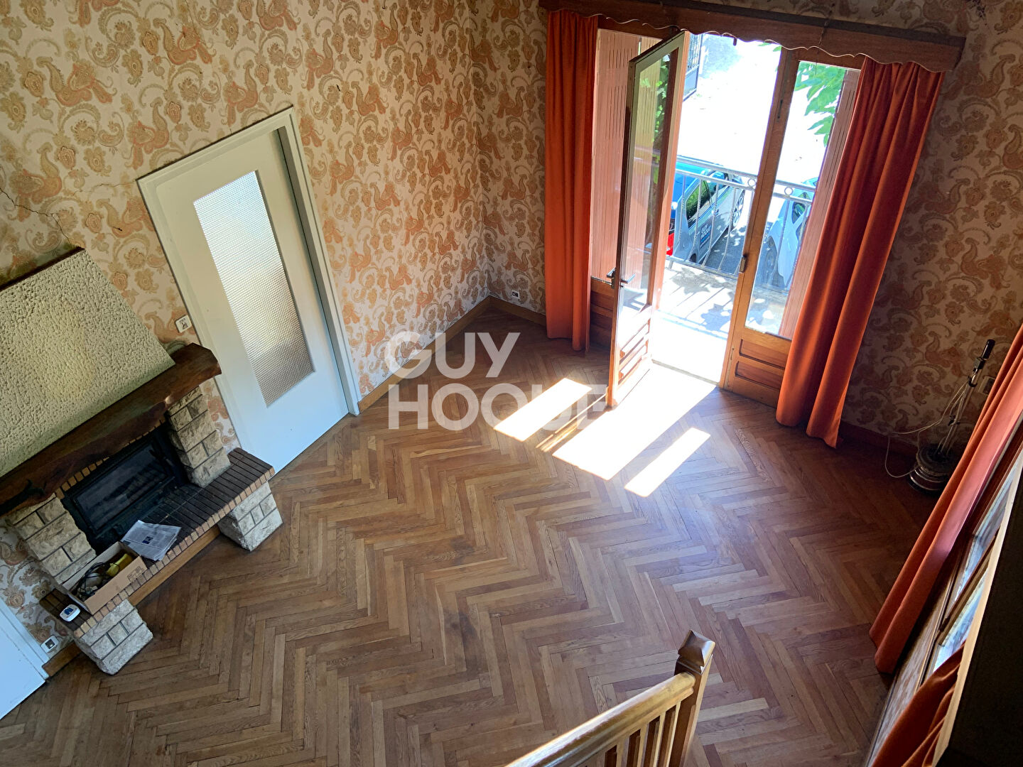 Maison sur sous-sol complet