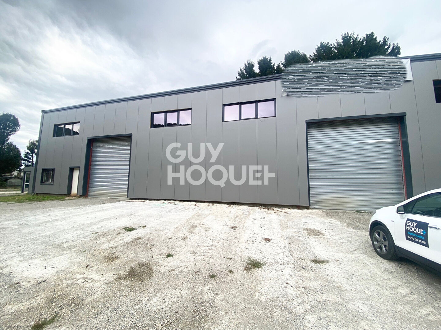 Local industriel 360m2  à Valgelon La Rochette
