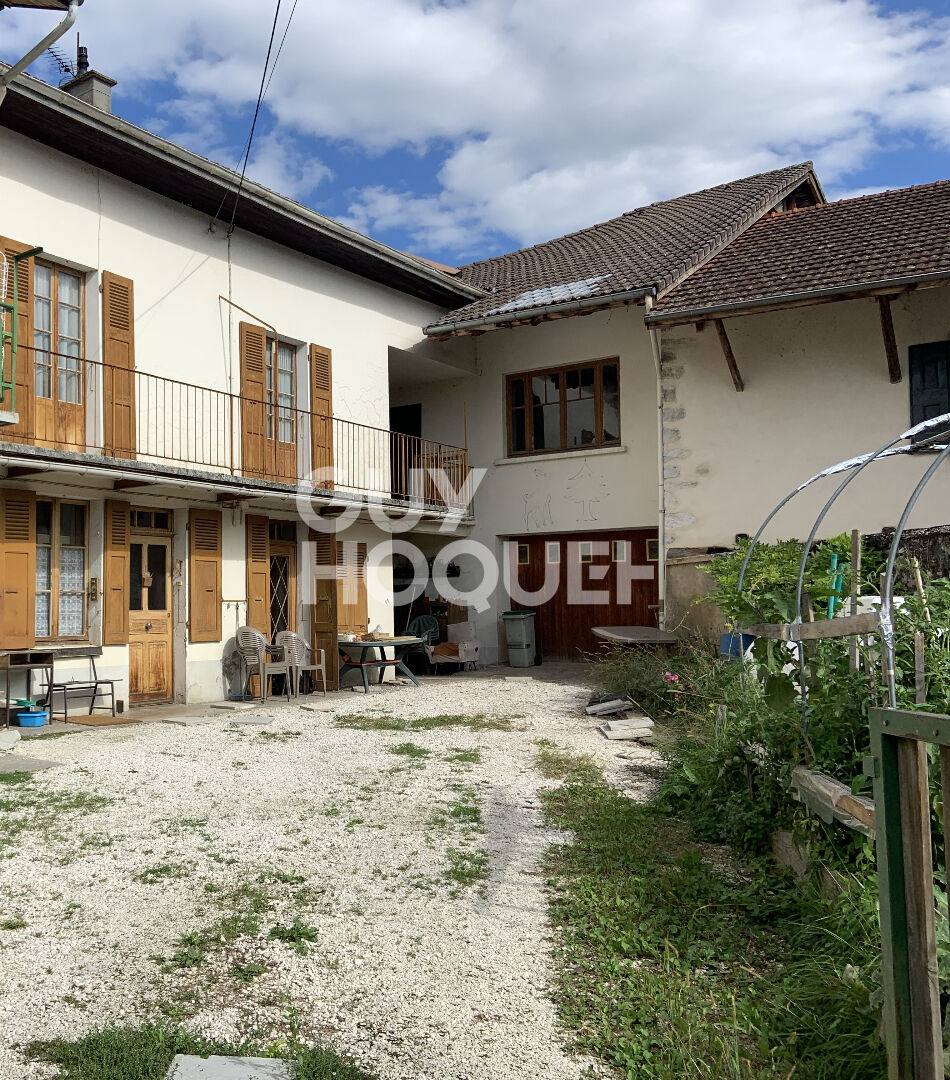 Maison de village + grange