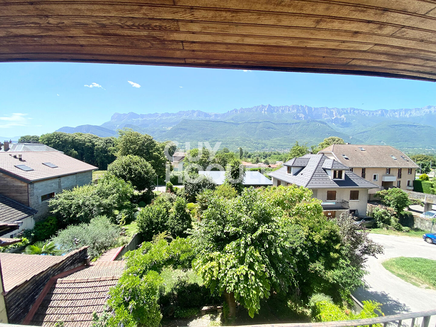 Maison spacieuse 8 pièces à vendre à Goncelin - Rare sur le marché