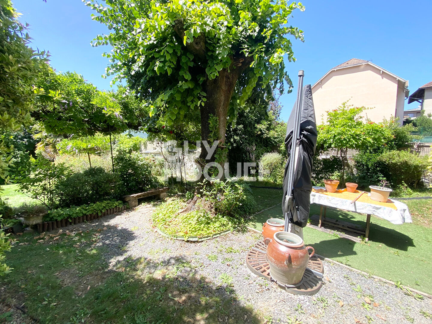 Maison spacieuse 8 pièces à vendre à Goncelin - Rare sur le marché