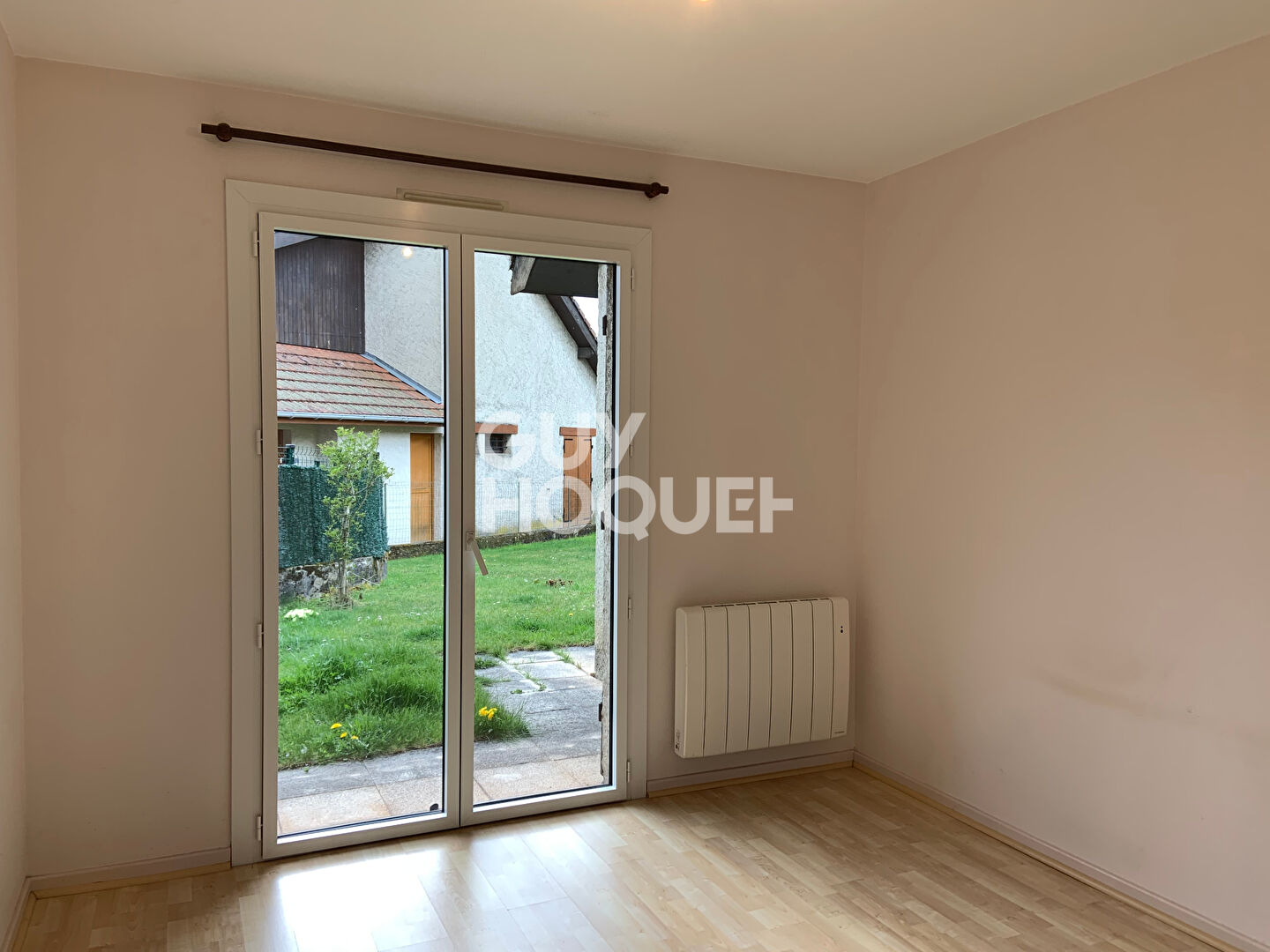 Maison avec beau potentiel à exploiter