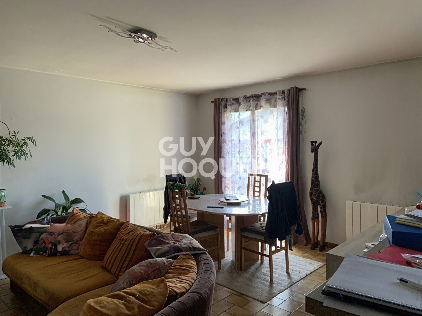 Maison avec beau potentiel à exploiter