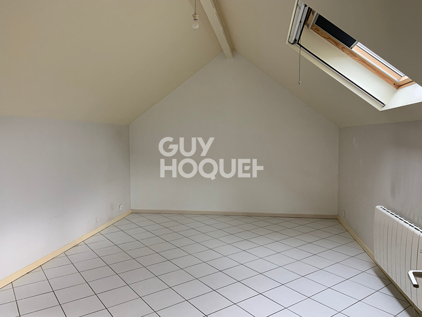 Maison avec beau potentiel à exploiter